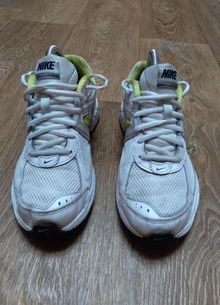 Nike кросівки 40р2 фото