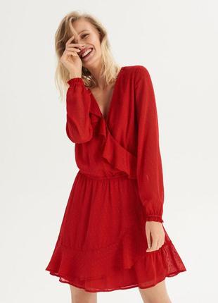 Червона сукня на запах6 фото