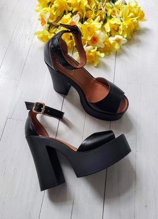 Чёрные туфли босоножки р36-40 на высоком каблуке платформе кожа кожаные чорні босоніжки4 фото