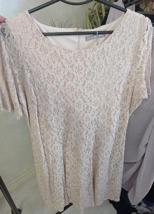 Платье нарядное от m&s 18р
