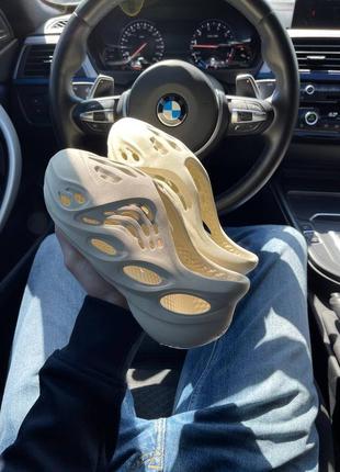 Тапки yeezy purespeed foam runner sand боссоножки босоніжки тапочки6 фото