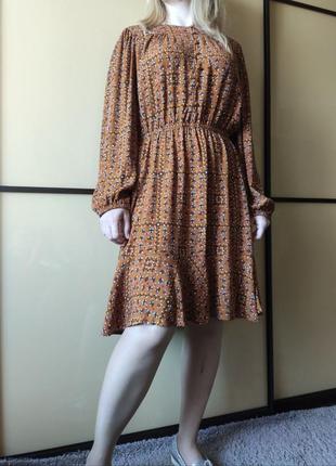 Сукня з трендовим квітковим принтом довгі рукави від marks & spencer5 фото