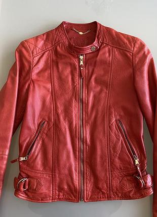 Шкіряна куртка massimo dutti. розмір xs (34)
