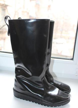 Чоботи bally