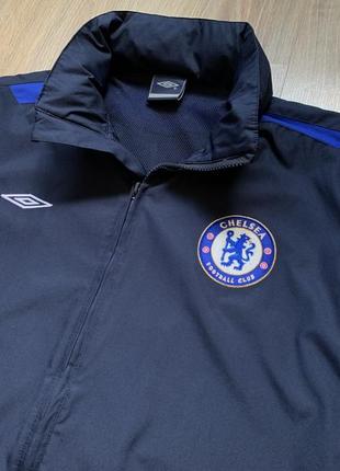 Чоловіча вітровка umbro chelsea fc3 фото