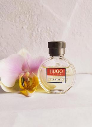 Hugo women от hugo boss 
винтажная миниатюра