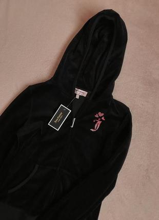 Костюм от juicy couture.
