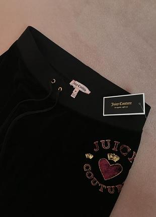 Костюм от juicy couture.