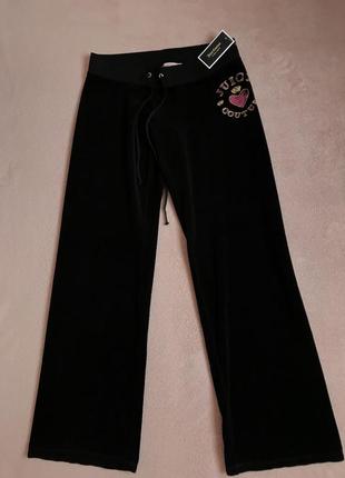 Костюм от juicy couture.