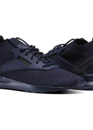 Фирменные кроссовки reebok zoku runner. оригинал.