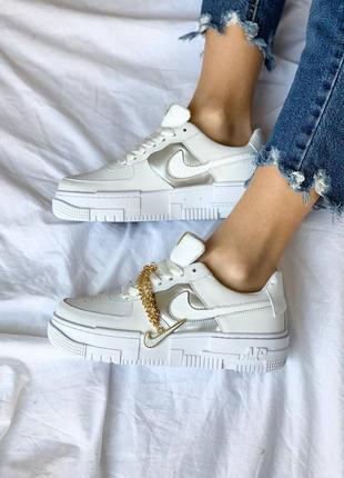 Кросівки nike air force pixel gold chain white кроссовки3 фото