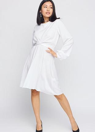 Сукня довжини міні з легкого штапелю