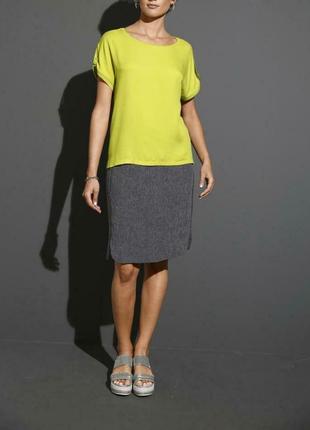 Продам супер яркую лимонную блузу с люрексовыми ободками  на рукавах фирма heine1 фото