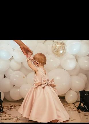 Плаття для дівчат