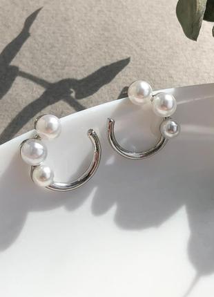 Сережки гвоздики у сріблі й золоті з перлами