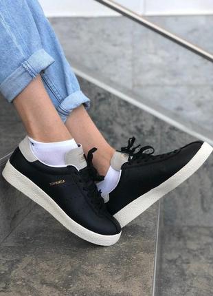 Кросівки жіночі topanga