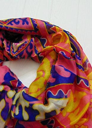 Яскравий шарф для дівчини5 фото