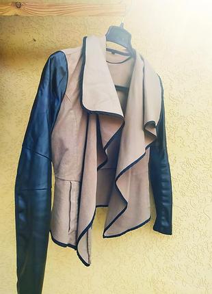 Гарний кардиган з экозамши, з экокожаными рукавами, з кишенями