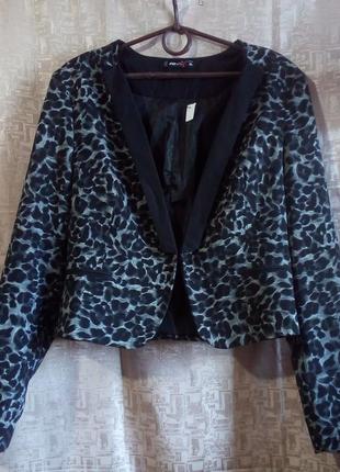 Стильный укороченный пиджак / жакет / блейзер от бренда fb sister, xl / 48-503 фото