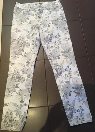 Фирменные джинсы