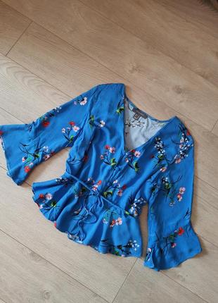 Очень красивая блузочка 100%вискоза .
