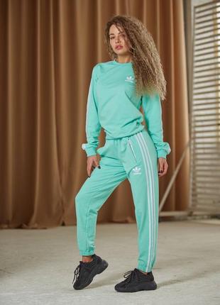adidas Originals Baseballpet met klassiek trefoil-logo in wit жіночий спортивний костюм адідас бірюзовий костюм + подарунок