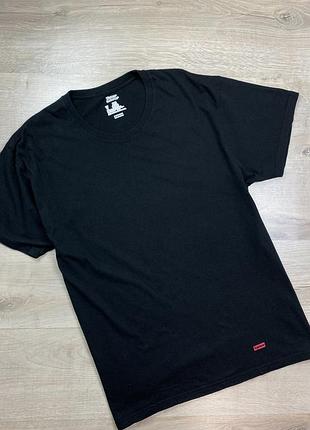 Футболка supreme