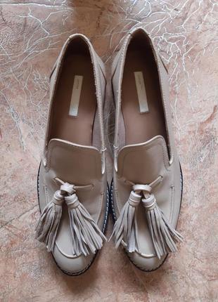 Шикарні шкіряні туфлі лофери з пензликами h&m6 фото