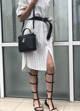 Босоніжки-римлянки