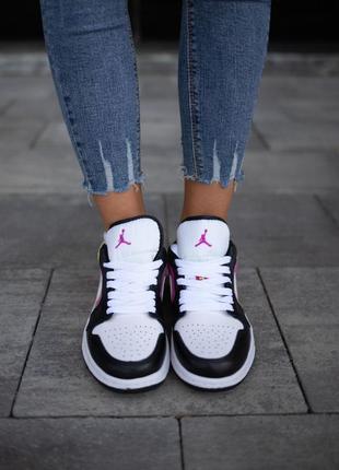 Жіночі кросівки найк джордан nike air jordan low4 фото