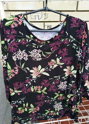 Товар люкс, нова жіноча футболка