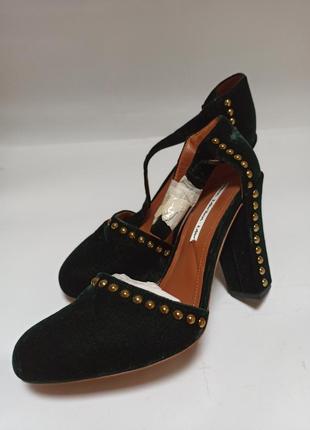 Туфли темно зеленые. брендовая обувь stock