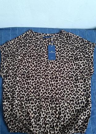 Блузка из вискозы