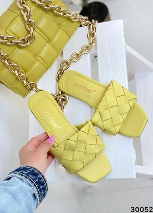 Шльопанці плетінка