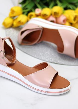 Босоніжки натуральні