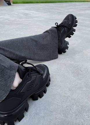 Жіночі кросівки prada cloudbust black