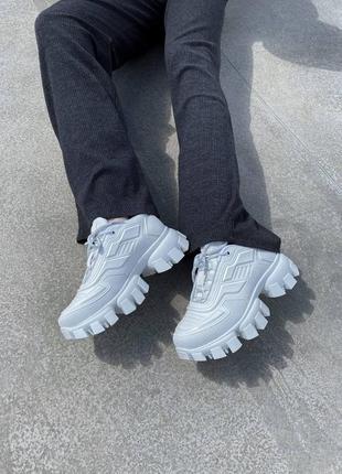 Жіночі кросівки prada cloudbust white8 фото