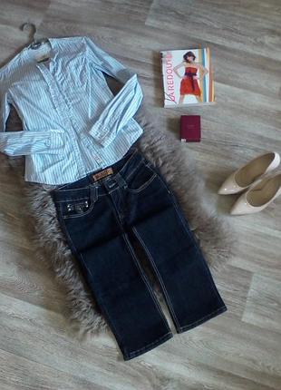 Джинсы классика очень красиво под каблук! uno