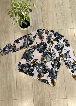 Блуза на запах в цветы3 фото