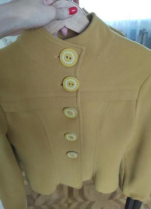 Гірчичне півпальто🧥🧥🧥