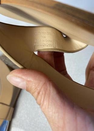 Zara босоніжки жіночі сандалі шкіряні 39 р 25 см оригінал4 фото