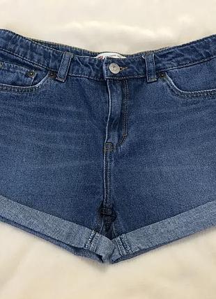 Джинсовые шорты levi’s.