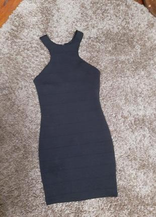 Плаття футляр - утяжка .
