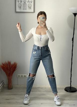 Крутые джинсы mom forever 21