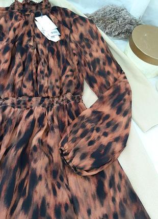 Шифоновое платье с леопардовым принтом4 фото