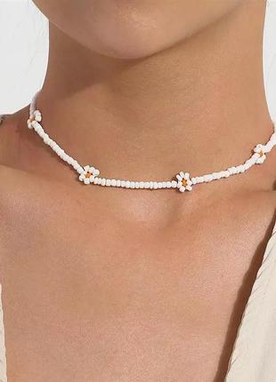 Чокер ромашки