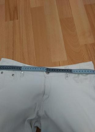 Белые джинсы,в подарок к покупке5 фото