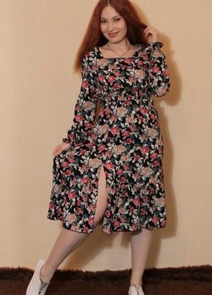 Женственное платье в цветочный принт с квадратным вырезом5 фото