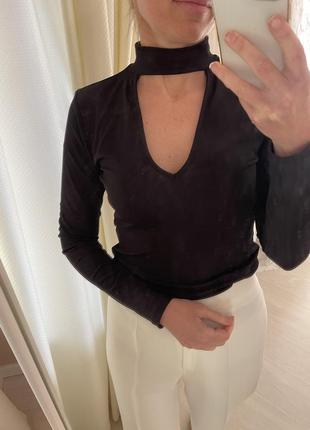 Чорна Блуза з чокером кофта весняна в рубчик3 фото