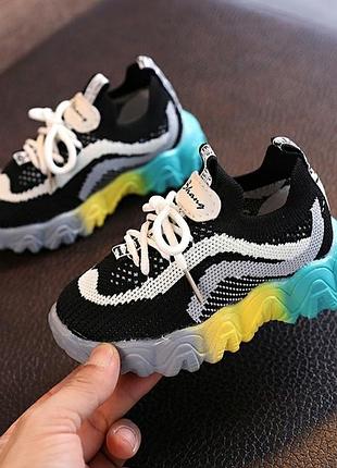 Лёгкие кросовки на мальчика